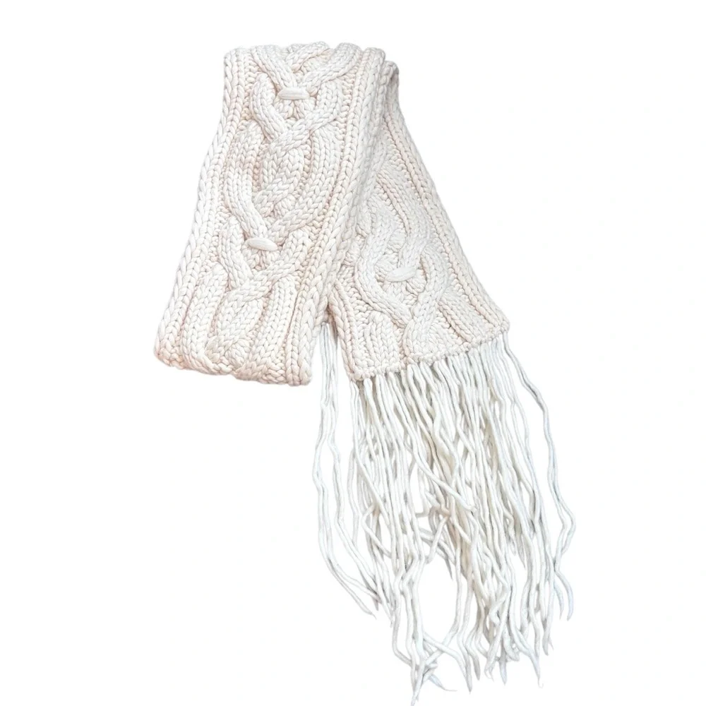 Banana Republic Reversible Ivory Cable Knit Wool Fringe Scarf